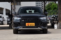 2025款奥迪Q5L Sportback 45周年典藏版 40 TFSI 豪华型