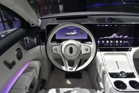 2025款尊界S800增程 4座