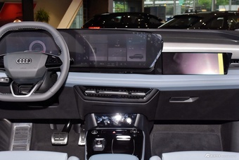 2025款奥迪Q6L e-tron 首发领航版