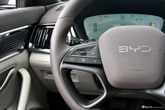 2025款宋PLUS EV 智驾版 520km 豪华型