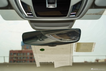 2025款奥迪A8L 45 TFSI quattro 豪华型