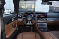 2023款奔驰E级混动 E 350 e L 插电式混合动力运动轿车