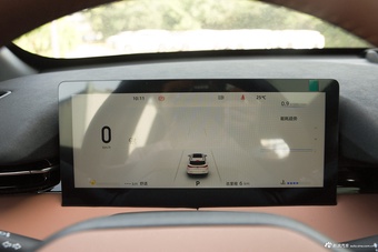 2025款长安UNI-Z 1.5T 豪华型