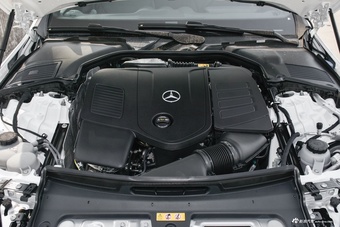 2026款奔驰C级 C 200 L 运动版