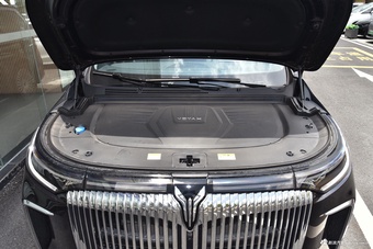 2025款梦想家 PHEV 四驱尊贵鲲鹏版图片