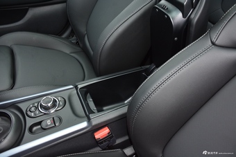 2022款MINI CLUBMAN 1.5T COOPER 鉴赏家
