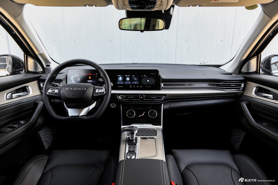 2022款揽月探享版 400T 两驱星享 5座