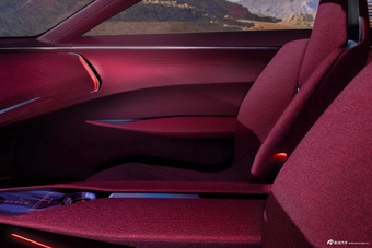 2026款Elevated Velocity 官图