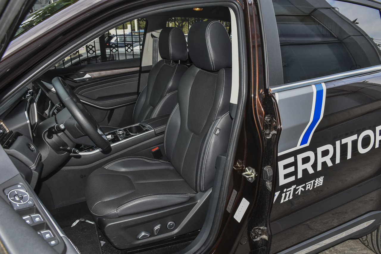 2019款领界1.5T自动48V尊领型PLUS酷潮科技版