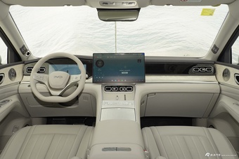 2026款海狮08 EV 800KM 5座 四驱旗舰型