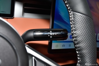 2026款蓝电E5 PLUS 165km 长续航先享版Max 7座