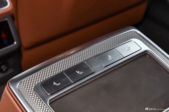 2024款奥迪A7L 45 TFSI quattro 奢享型