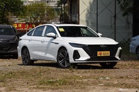 2025款艾瑞泽8 2.0T DCT劲