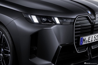 2025款宝马iX M70官图