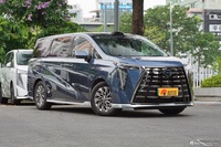 2025款传祺向往M8 乾崑系列 Ultra 头等舱