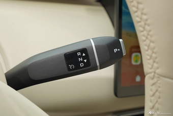 2025款深蓝S09 四驱Ultra+ 高定版