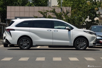 2027款赛那SIENNA 2.5L 双擎四驱臻享版