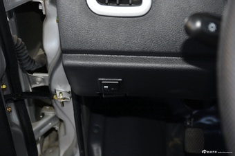 2021款优劲1.5L 3600厢货幸福版T70L 单排DAM15KR