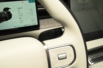 2026款小鹏X9 增程版 1602 Ultra