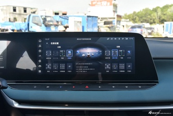 2026款MG7 2.0T自动 Trophy+ 超级运动版