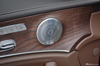 2021款奔驰E级 E 300 L 尊贵型