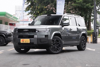 2025款方程豹钛7 190KM四驱Ultra版图片