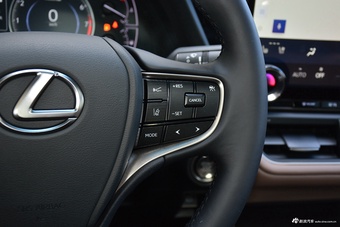 2025款雷克萨斯ES 200 臻享版