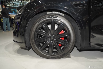 2025广州车展实拍：智界R7