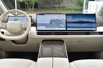 2025款魏牌 高山 四驱高山7