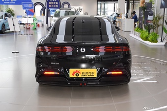 2024款腾势Z9插混 1100km 四驱Ultra版