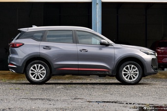 2025款瑞虎7 卓越版 1.5T CVT全球版