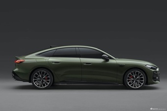 2026款奥迪A5L Sportback TFSI 150kW 智领quattro型