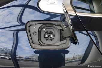 2026款宝马i5 eDrive 40L M运动套装