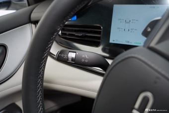 2026款海豹07 EV 705旗舰型