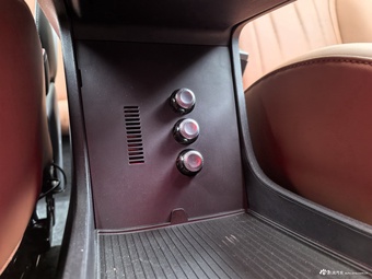 2026款瑞虎8 虎版290TGDI自动尊贵型