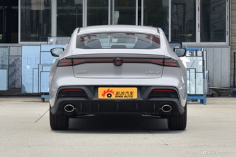 2025款长安UNI-V 第三代 1.5T 500Bar尊贵型