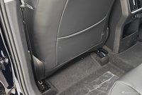 2024款奔腾B70 2.0T