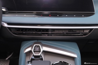 2026款MG7 1.5T 300 DCT优雅版