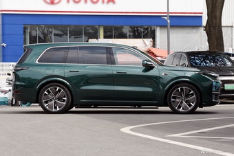 2025款理想L9 Ultra 智能焕新版