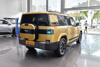 2025款方程豹钛7 190KM四驱Max版