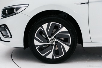 2023款宝来 280TSI DSG尊行版