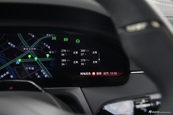2026款ZEEKR 8X Ultra版 55kWh