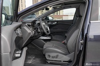 2023款奥迪Q4 e-tron 50 quattro 创境版