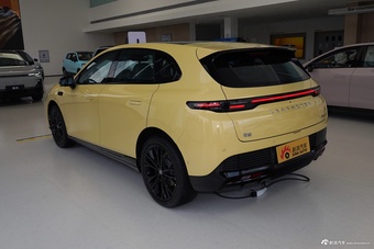 2026款零跑Lafa5 515 Max