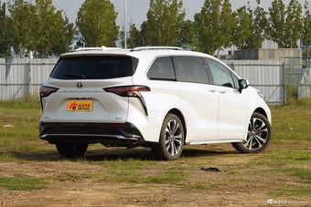 2026款格瑞维亚 2.5L混动 尊爵ULTRA版