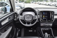 2022款沃尔沃XC40 T4 四驱智远豪华版