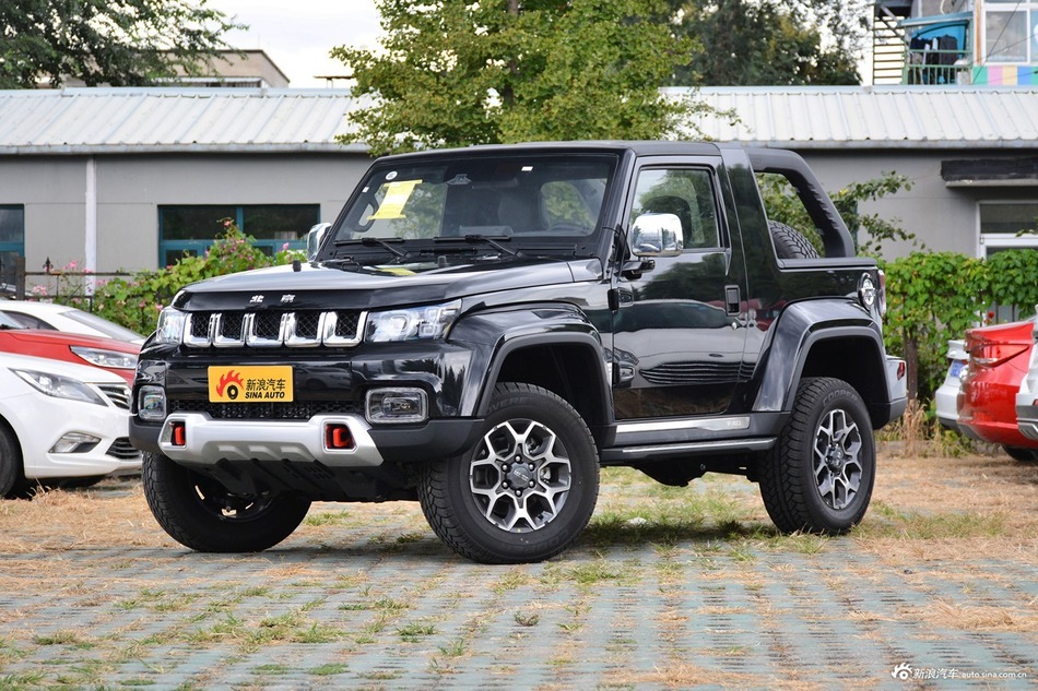 2021款北京F40 2.0T自动魔方版