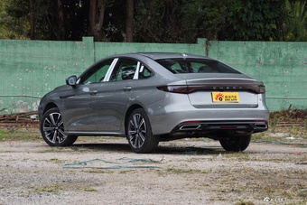 2025款艾瑞泽8 PRO 1.6T 标准型