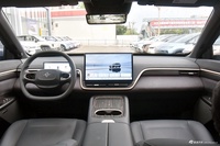 2025款eπ008 210Max智驾版 6座