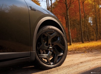 2025款乐道L60 黑骑士特别版 官图